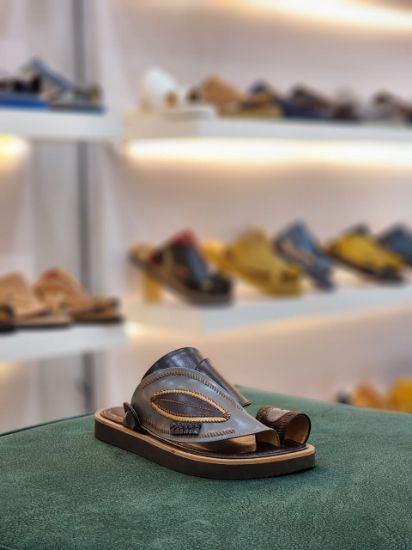 صورة زبيري وطني مطرز مديل م61